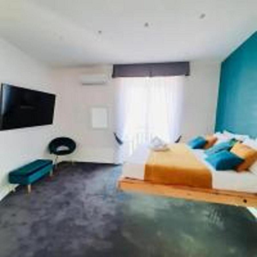 Mayfair Lifestyle Suites By Babylon Stay Napoli Bagian luar foto