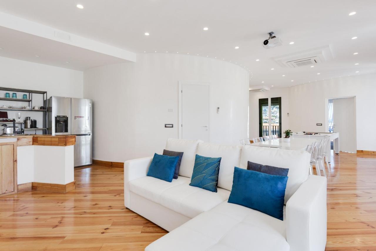 Mayfair Lifestyle Suites By Babylon Stay Napoli Bagian luar foto