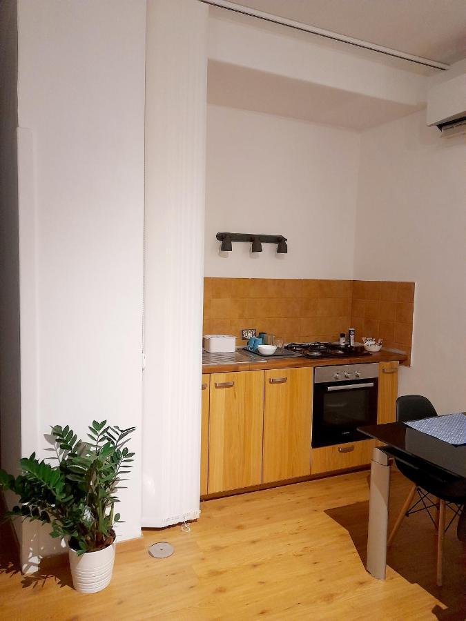 Mayfair Lifestyle Suites By Babylon Stay Napoli Bagian luar foto