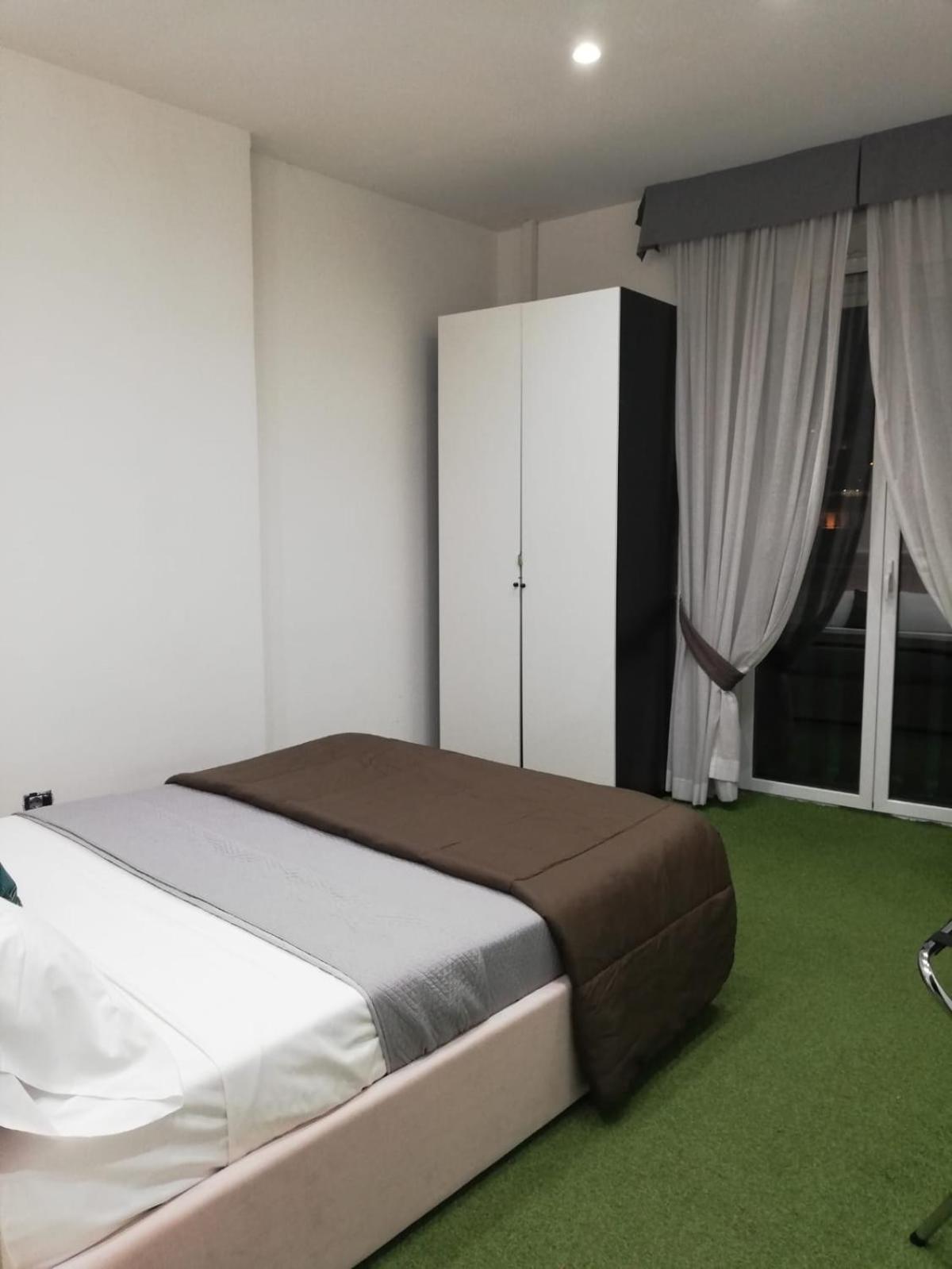 Mayfair Lifestyle Suites By Babylon Stay Napoli Bagian luar foto
