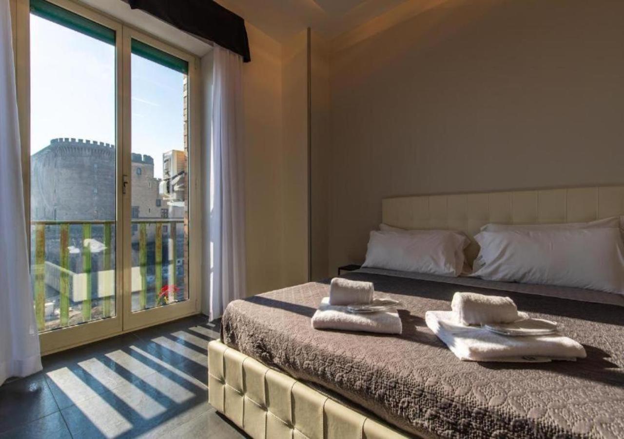 Mayfair Lifestyle Suites By Babylon Stay Napoli Bagian luar foto