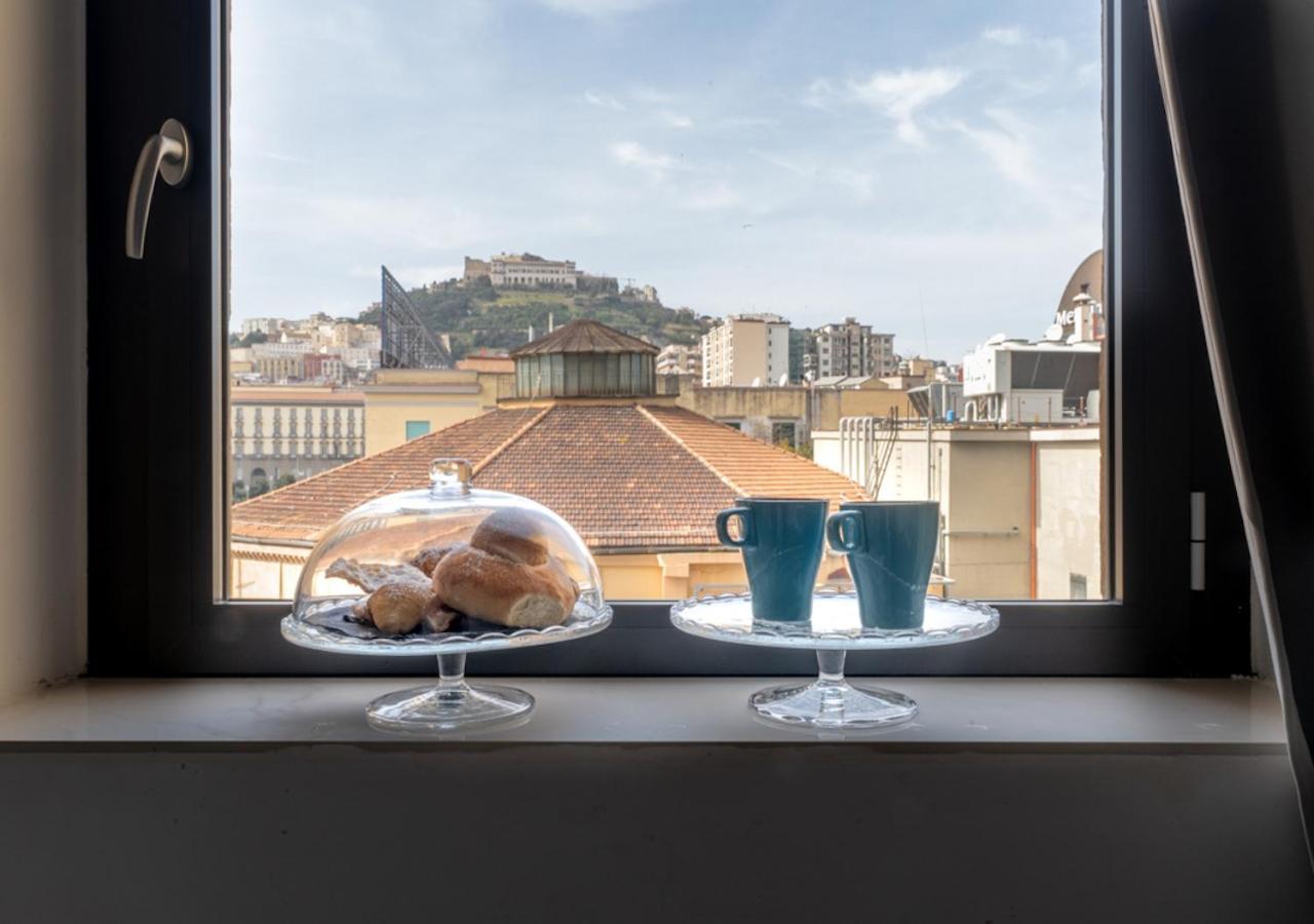 Mayfair Lifestyle Suites By Babylon Stay Napoli Bagian luar foto