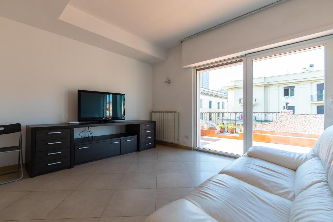 Mayfair Lifestyle Suites By Babylon Stay Napoli Bagian luar foto